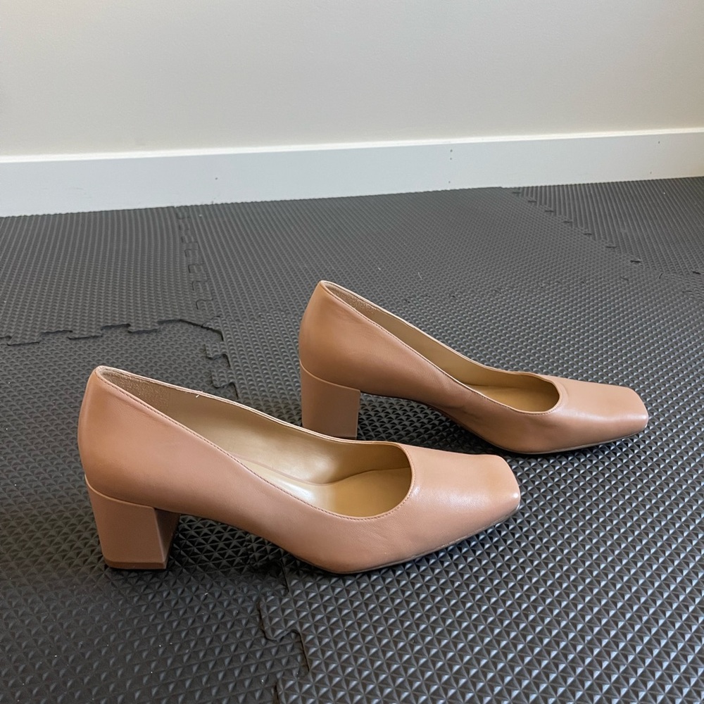Naturalizer Warner Pump